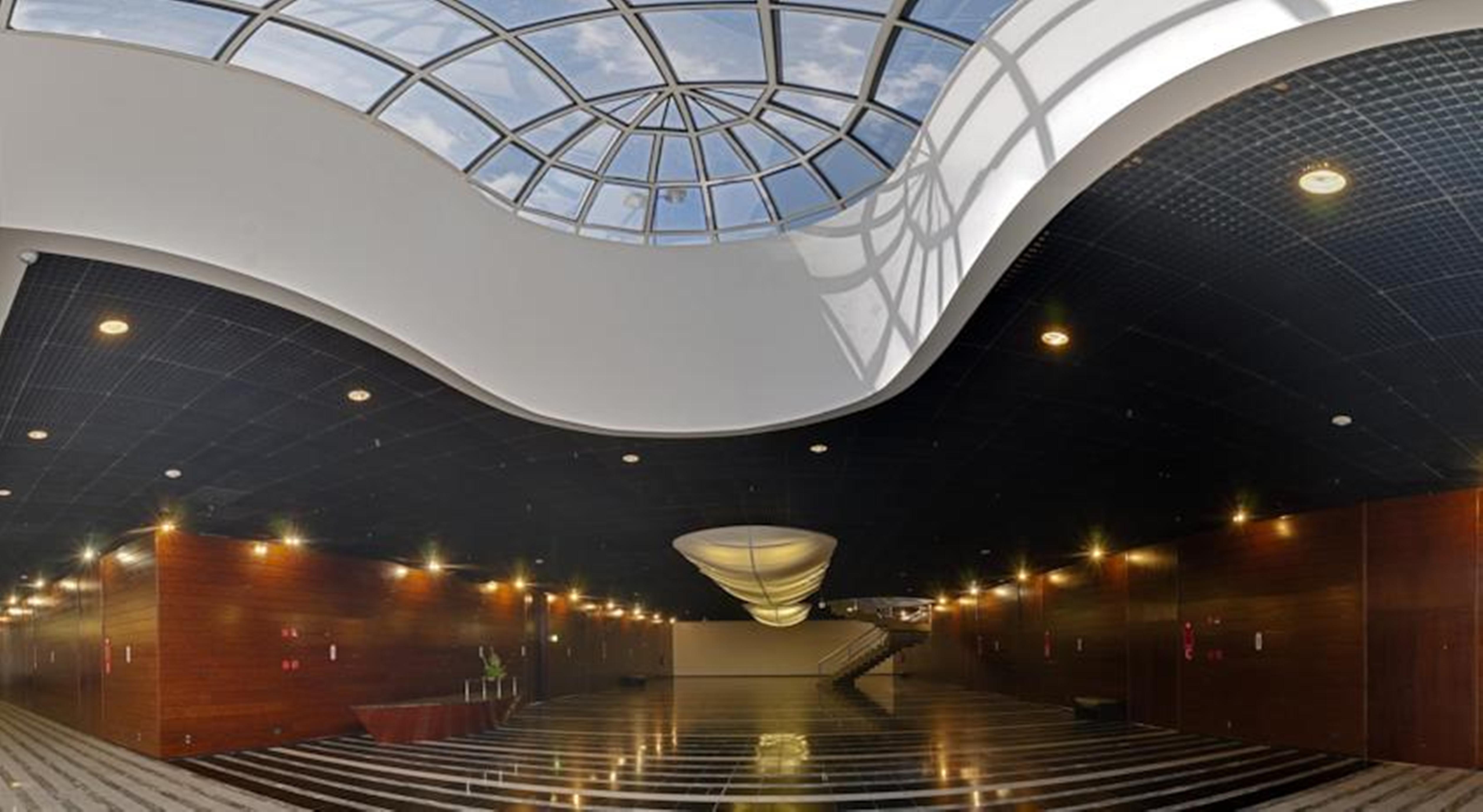 Royal Tulip Brasilia Alvorada Hotell Exteriör bild The interior of the main building