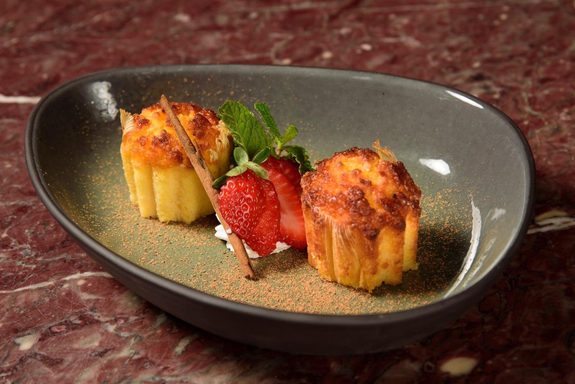 Royal Tulip Brasilia Alvorada Hotell Exteriör bild Baked cheesecake